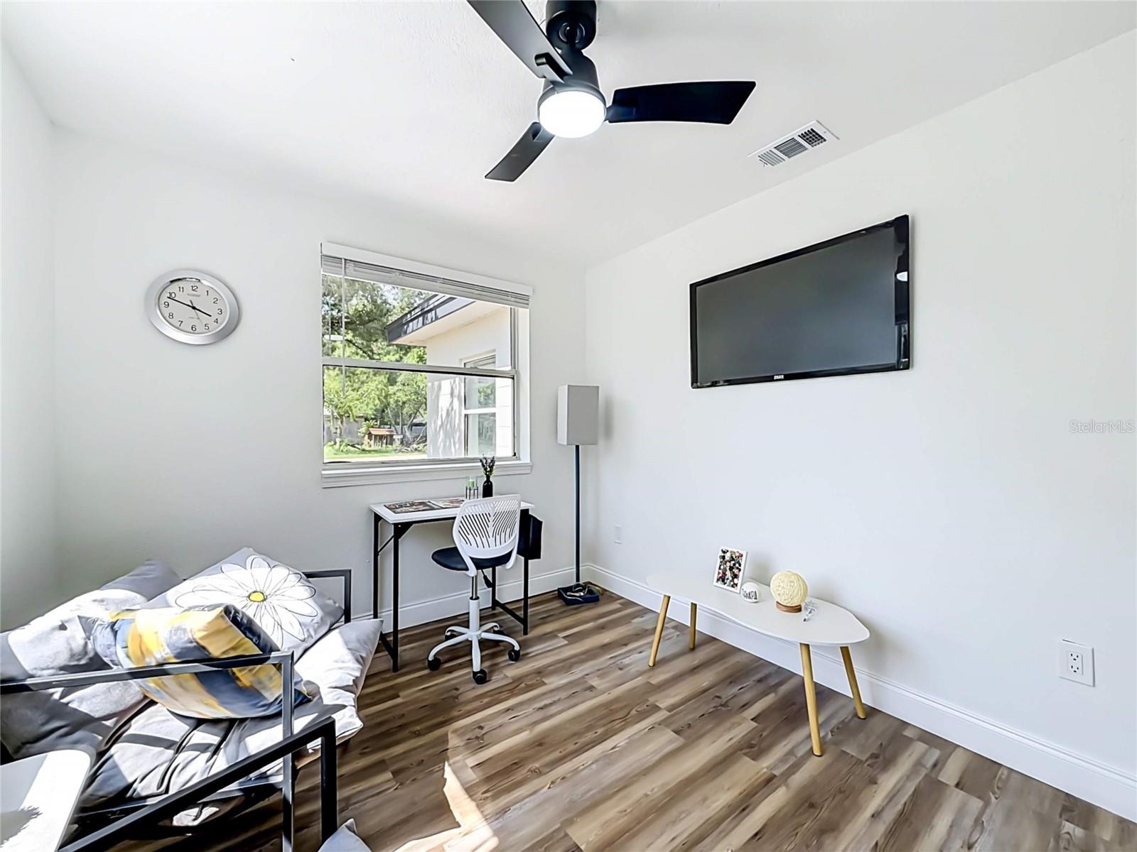 LYNNWOOD - Residential