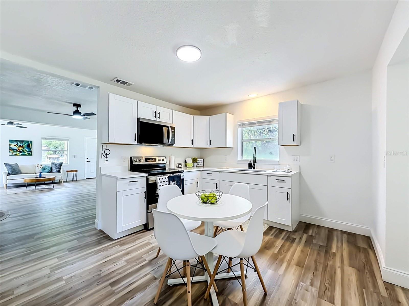 LYNNWOOD - Residential