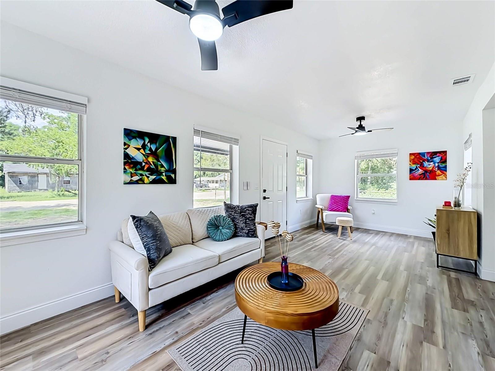 LYNNWOOD - Residential
