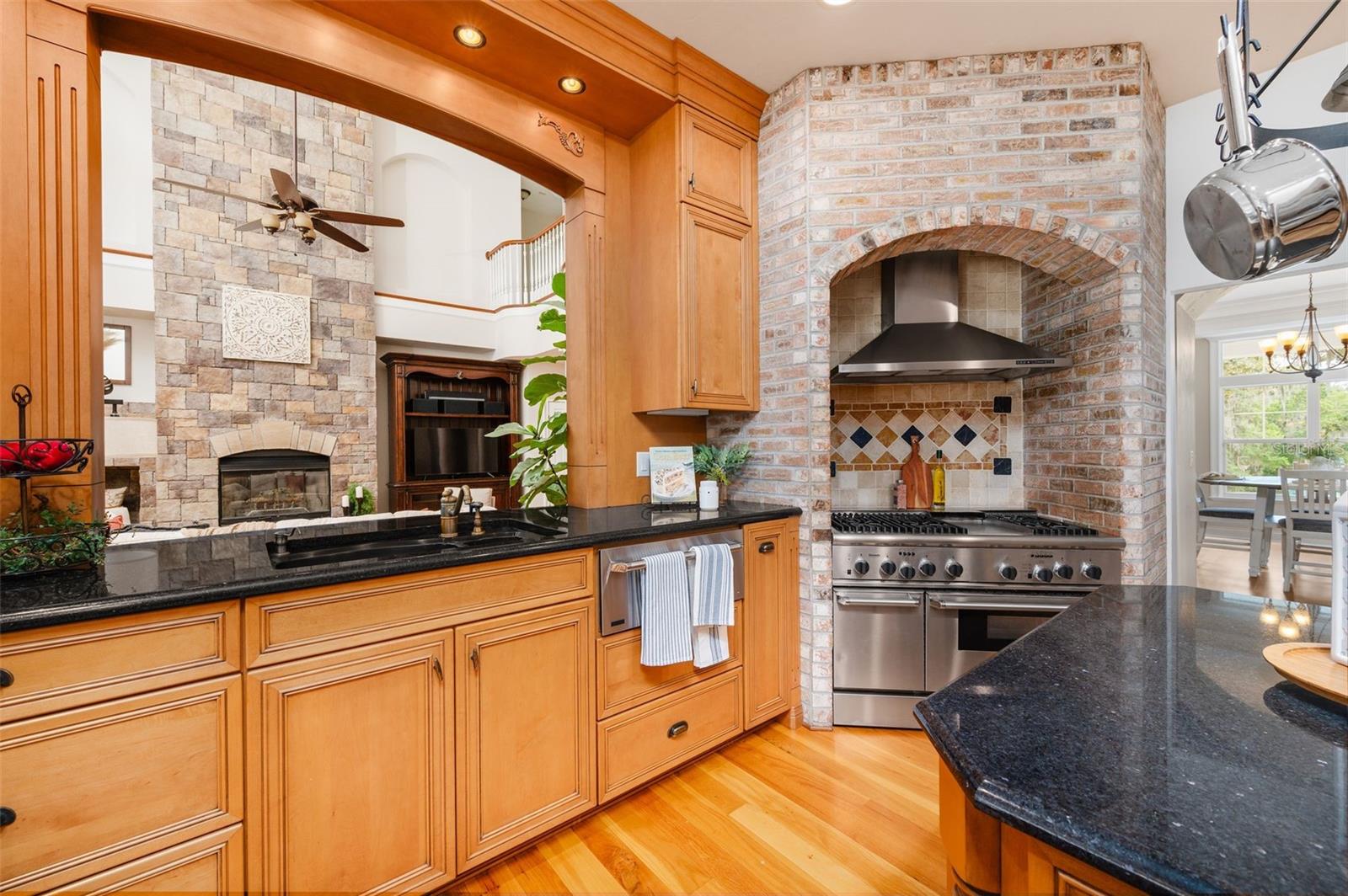SANCTUARY OAKS - Residential