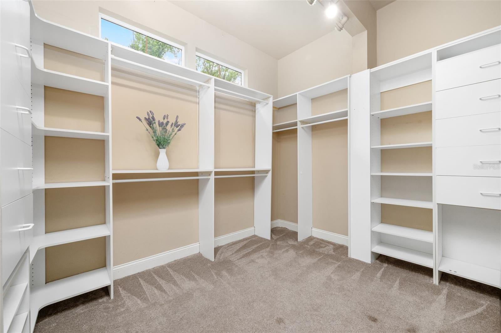 SANCTUARY OAKS - Residential