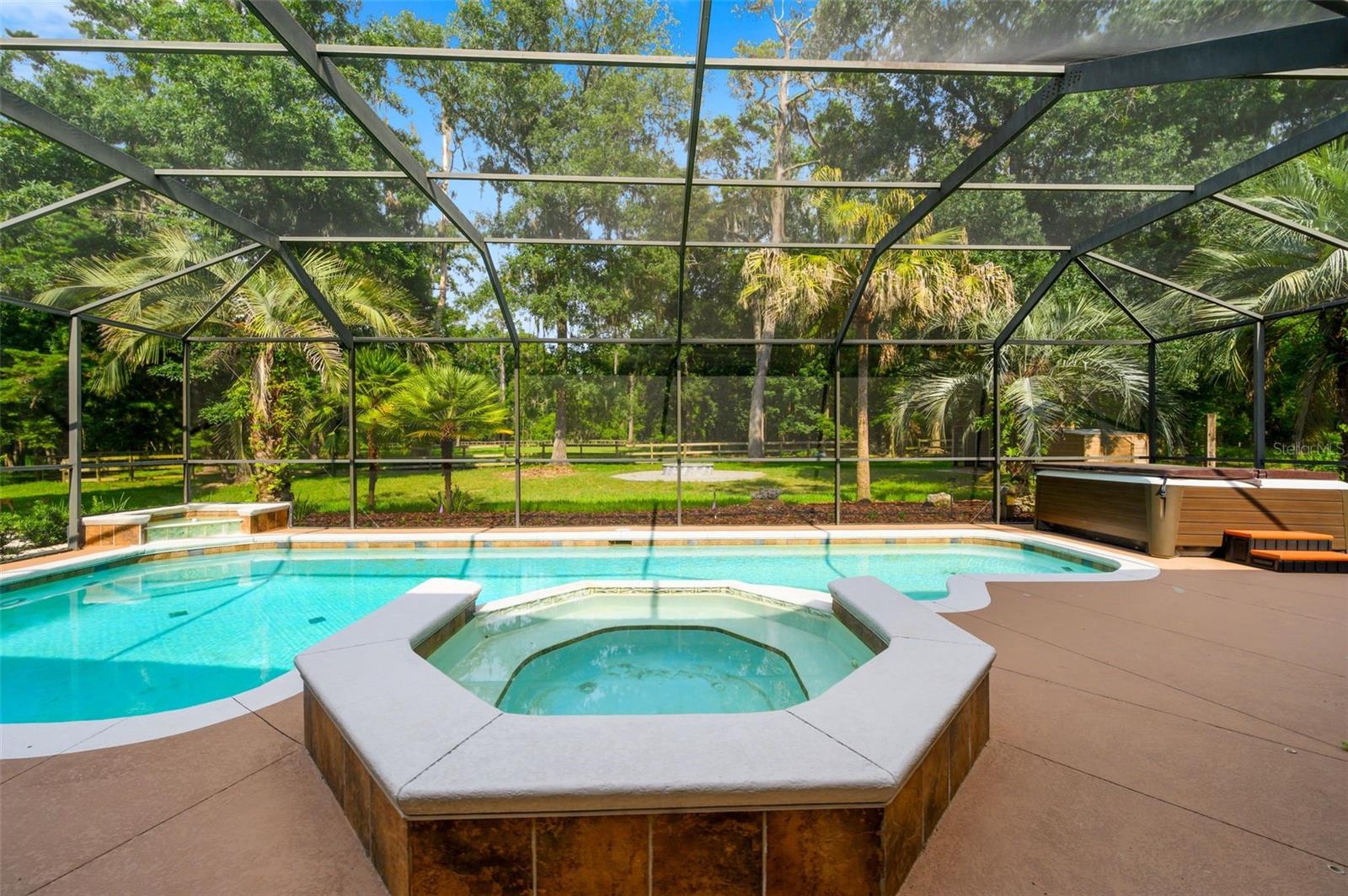 SANCTUARY OAKS - Residential