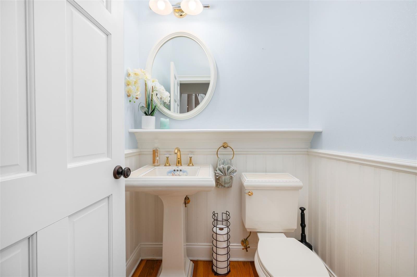 SANCTUARY OAKS - Residential
