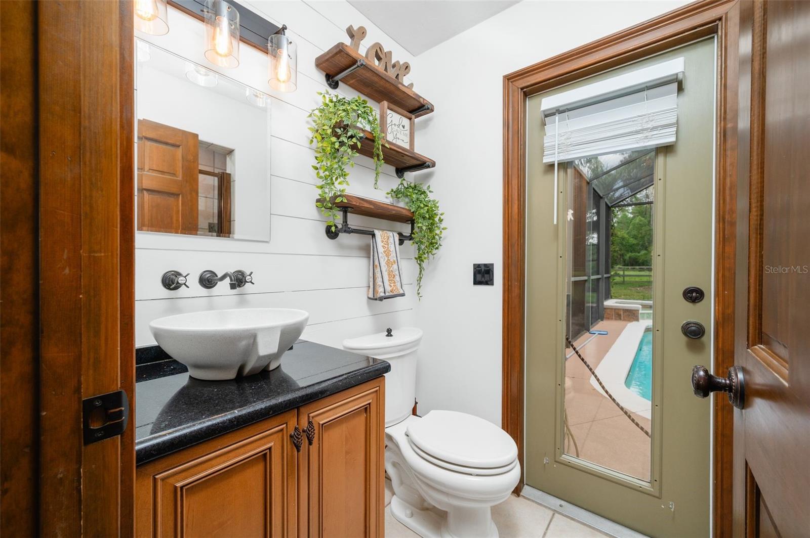 SANCTUARY OAKS - Residential