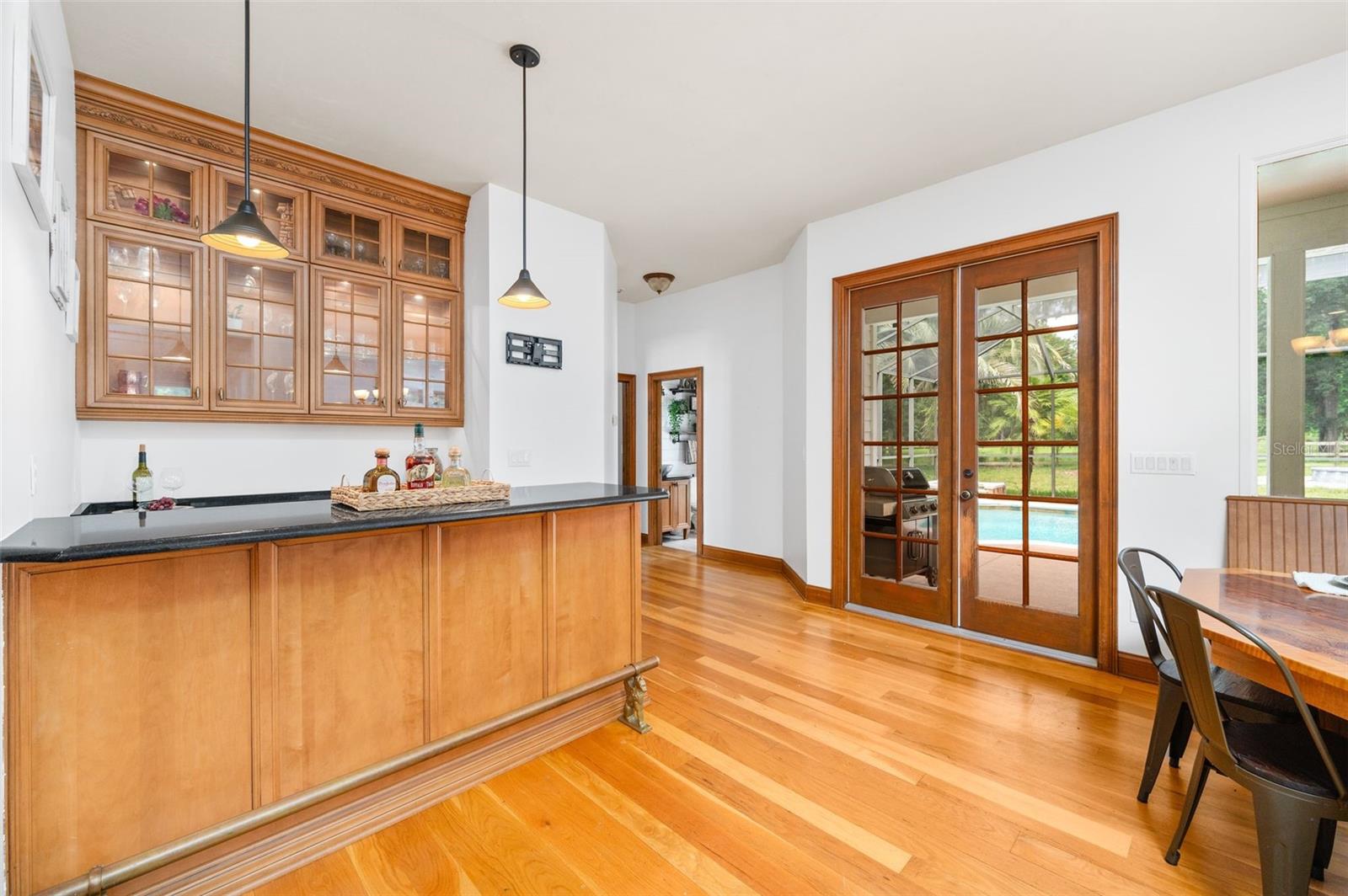 SANCTUARY OAKS - Residential