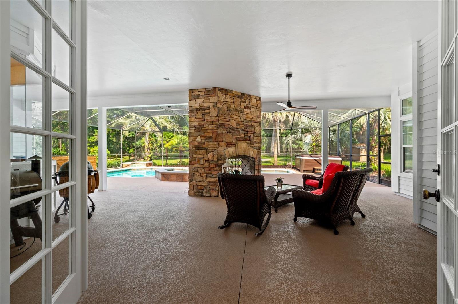 SANCTUARY OAKS - Residential