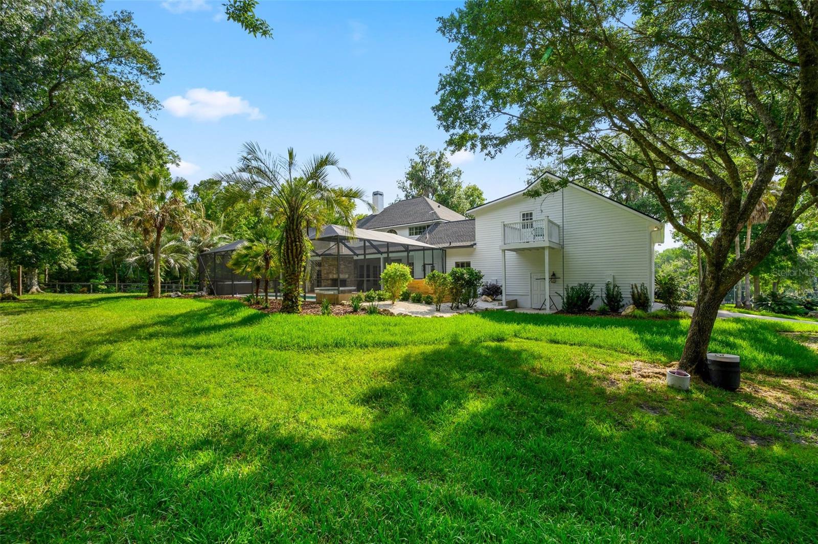 SANCTUARY OAKS - Residential