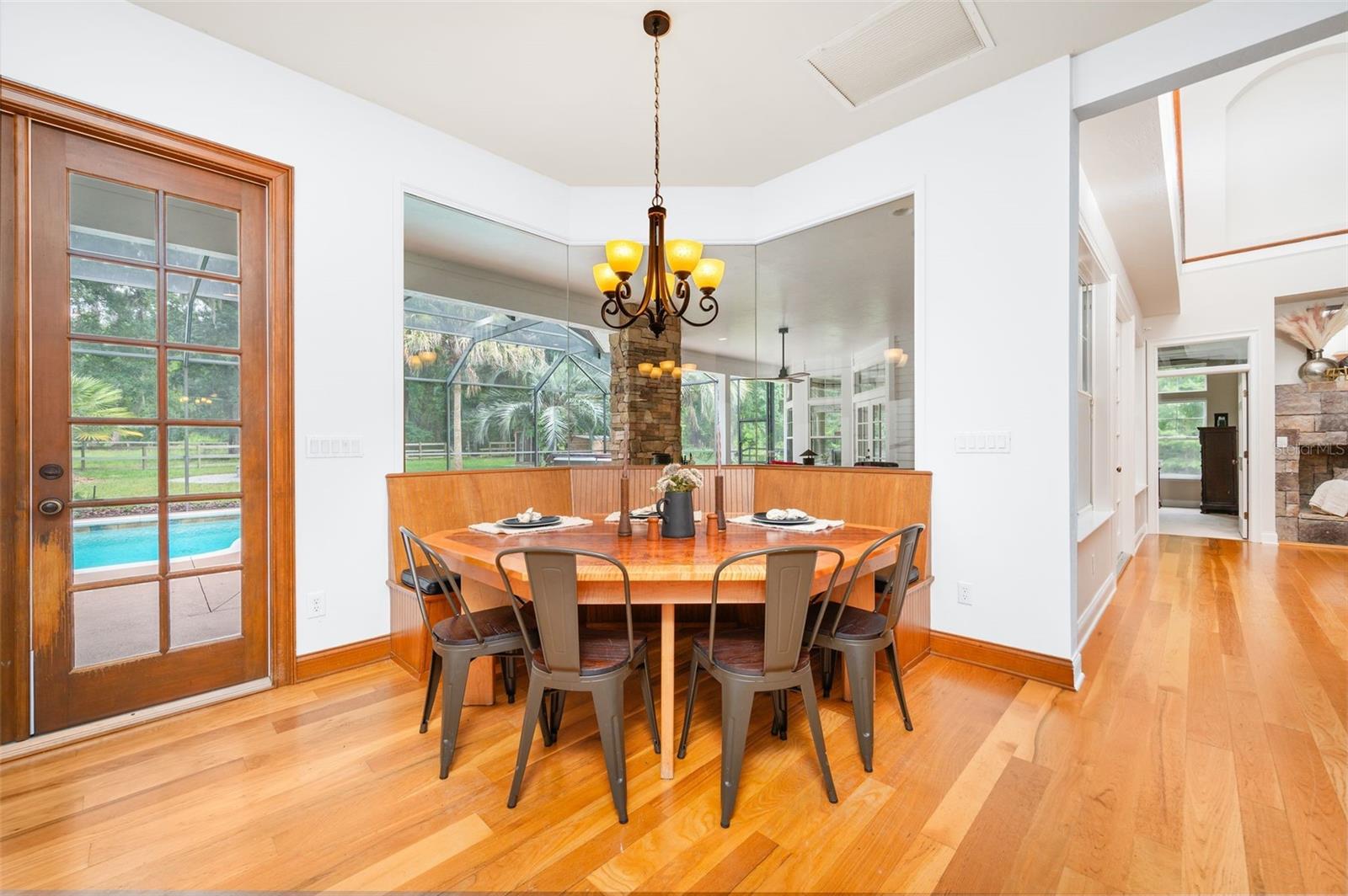 SANCTUARY OAKS - Residential