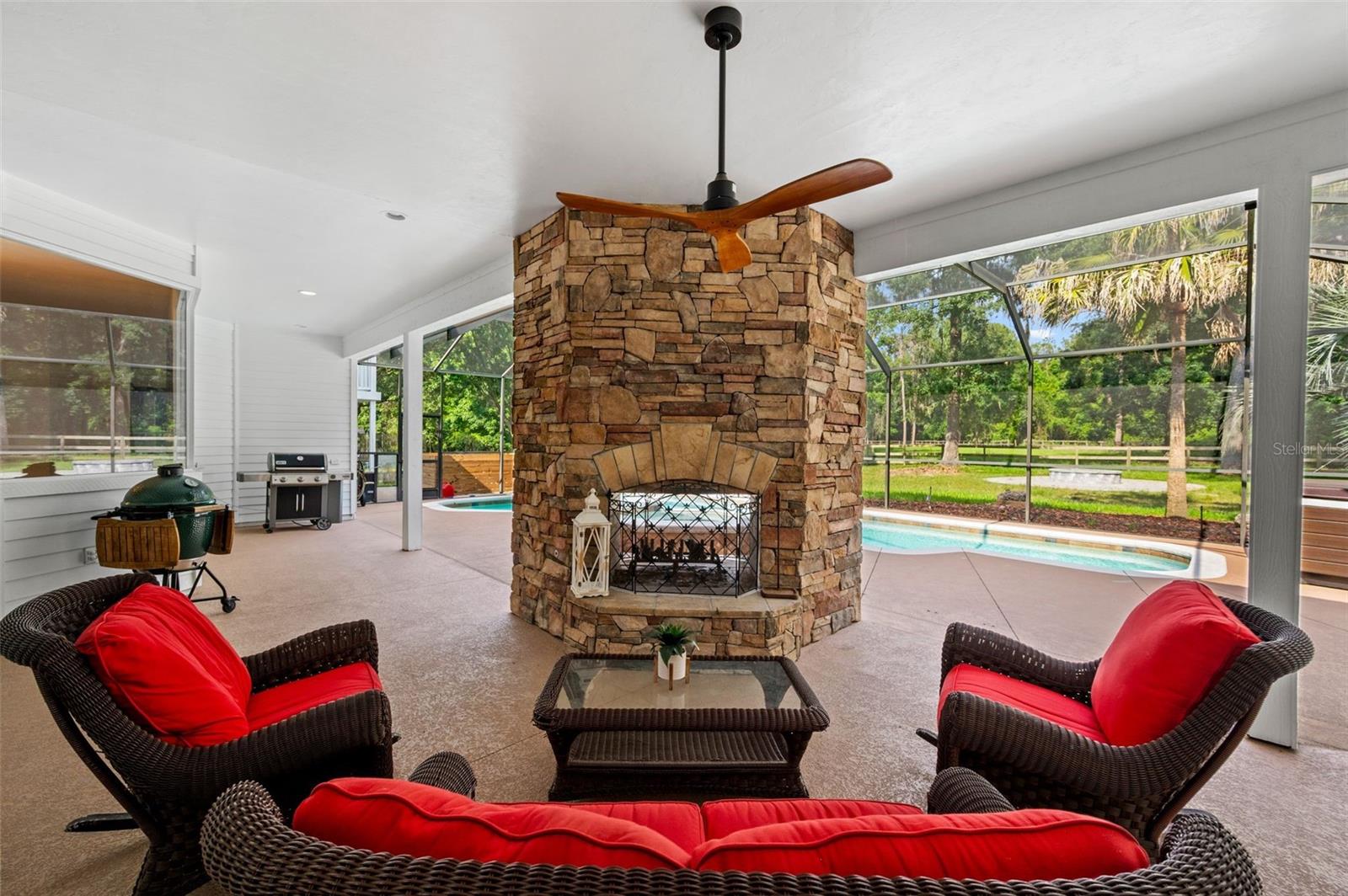 SANCTUARY OAKS - Residential