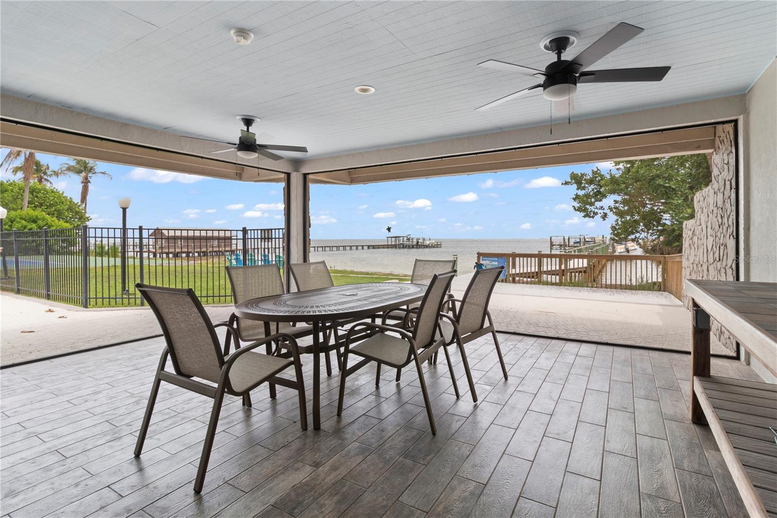 RIVER HARBOR WEST - Residential