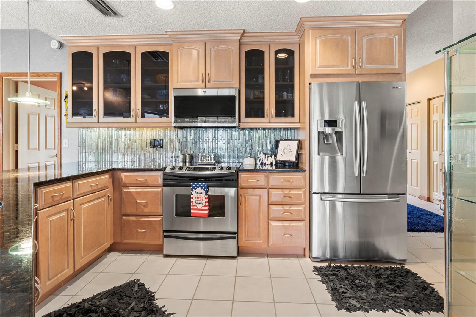 RIVER HARBOR WEST - Residential