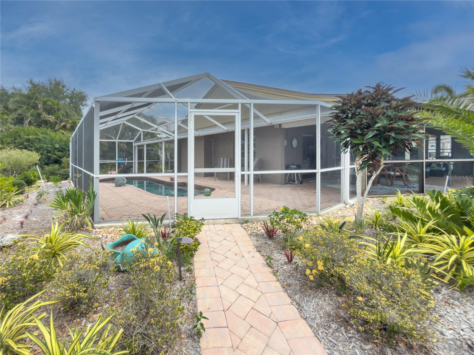 RIVER HARBOR WEST - Residential