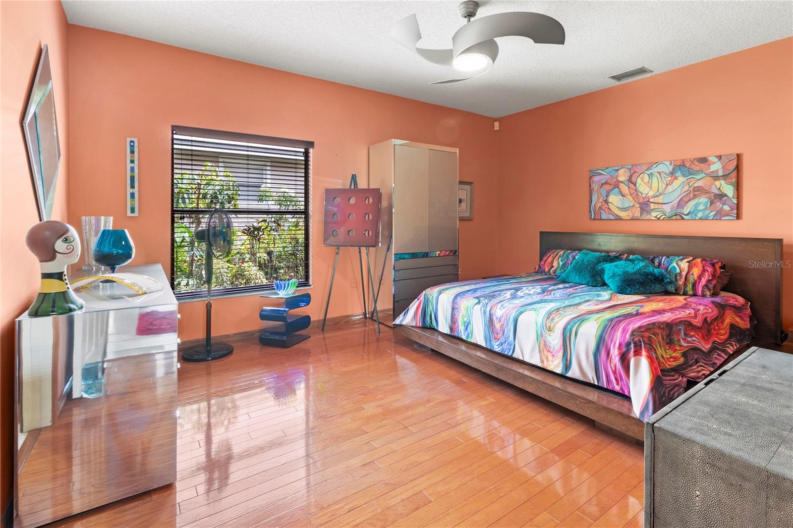 RIVER HARBOR WEST - Residential