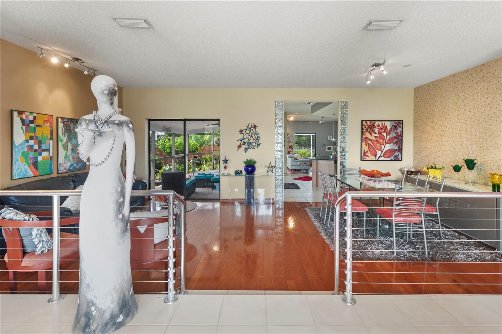 RIVER HARBOR WEST - Residential