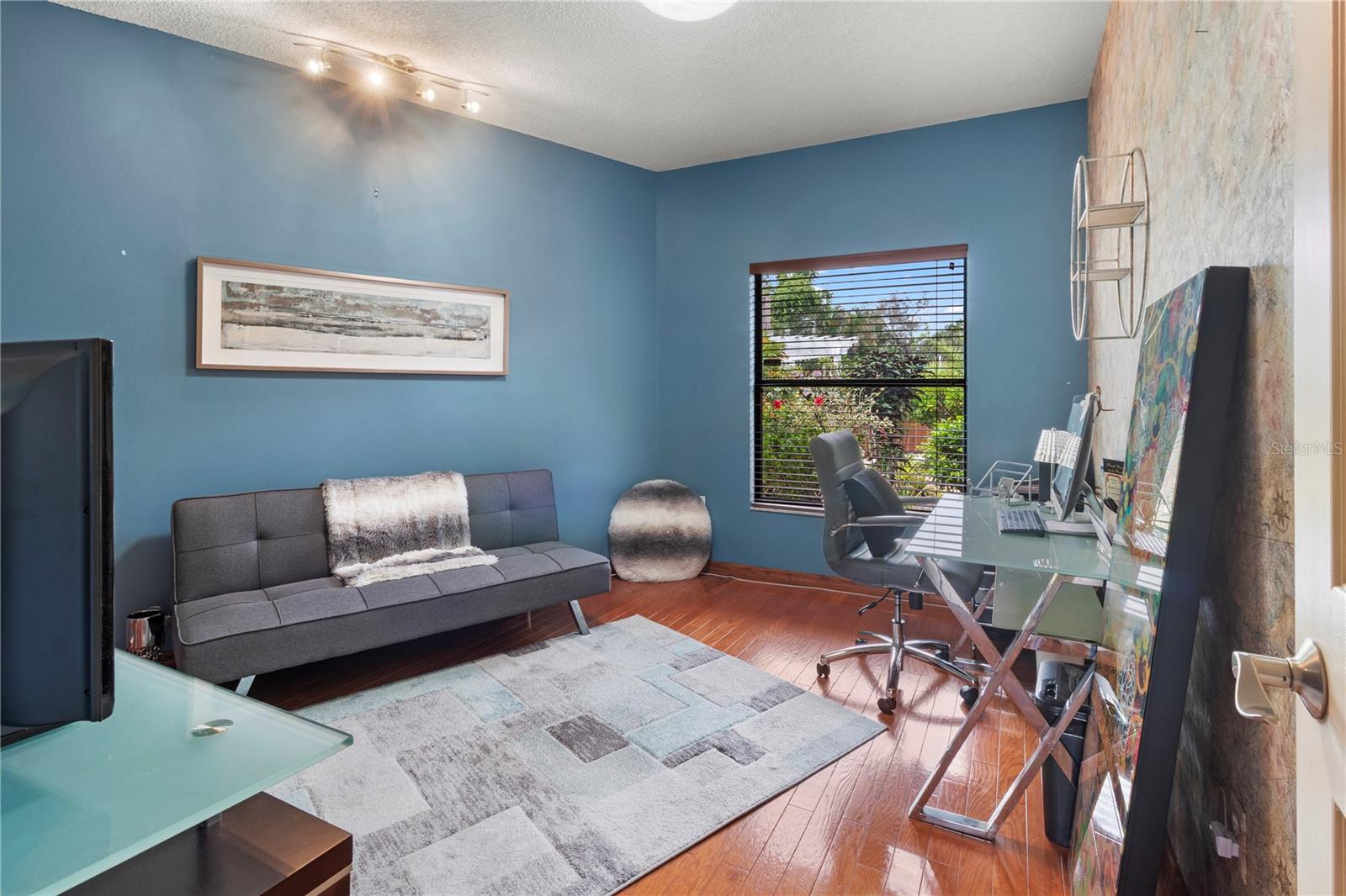 RIVER HARBOR WEST - Residential