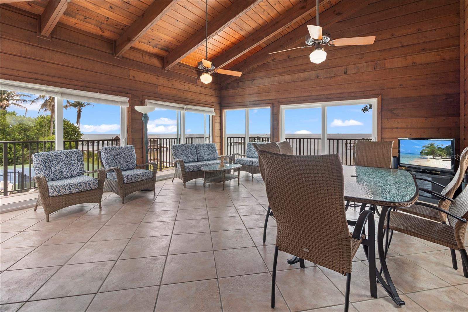 RIVER HARBOR WEST - Residential
