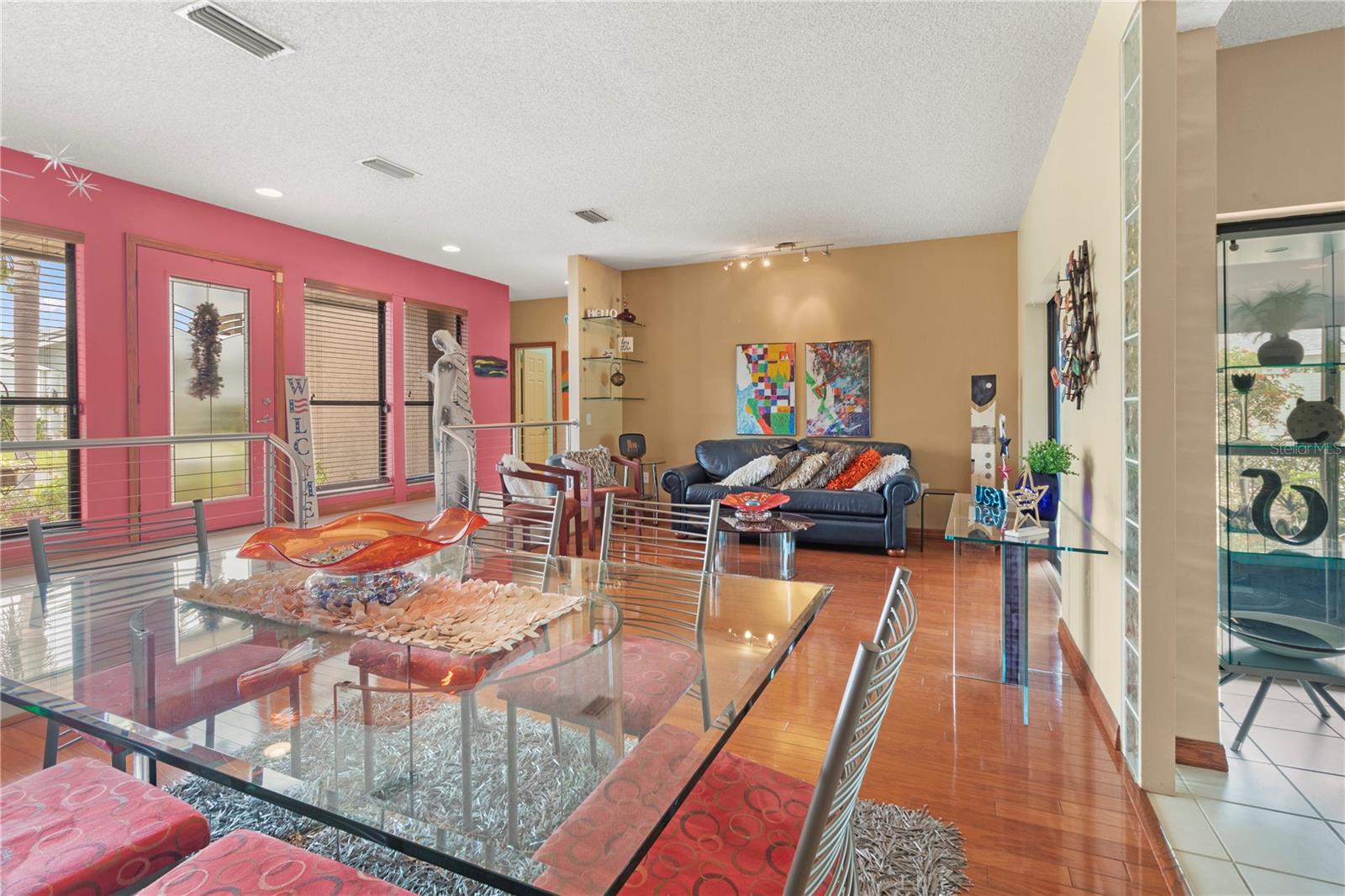 RIVER HARBOR WEST - Residential