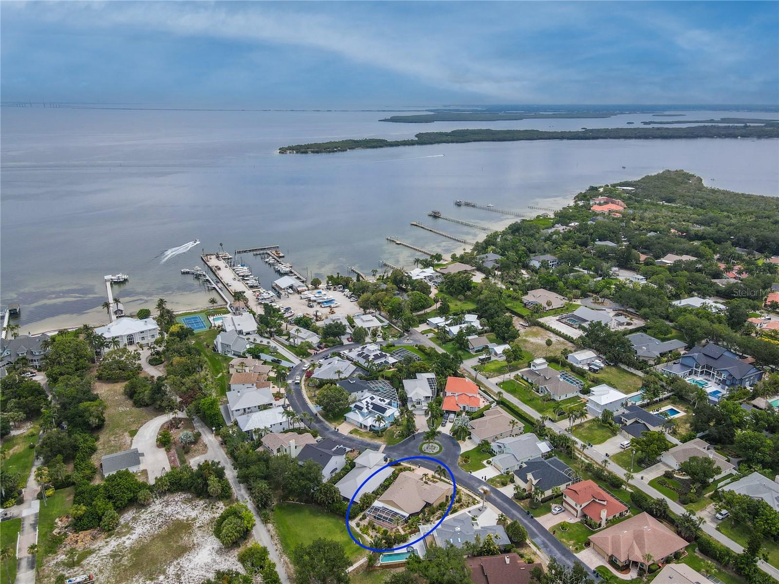 RIVER HARBOR WEST - Residential