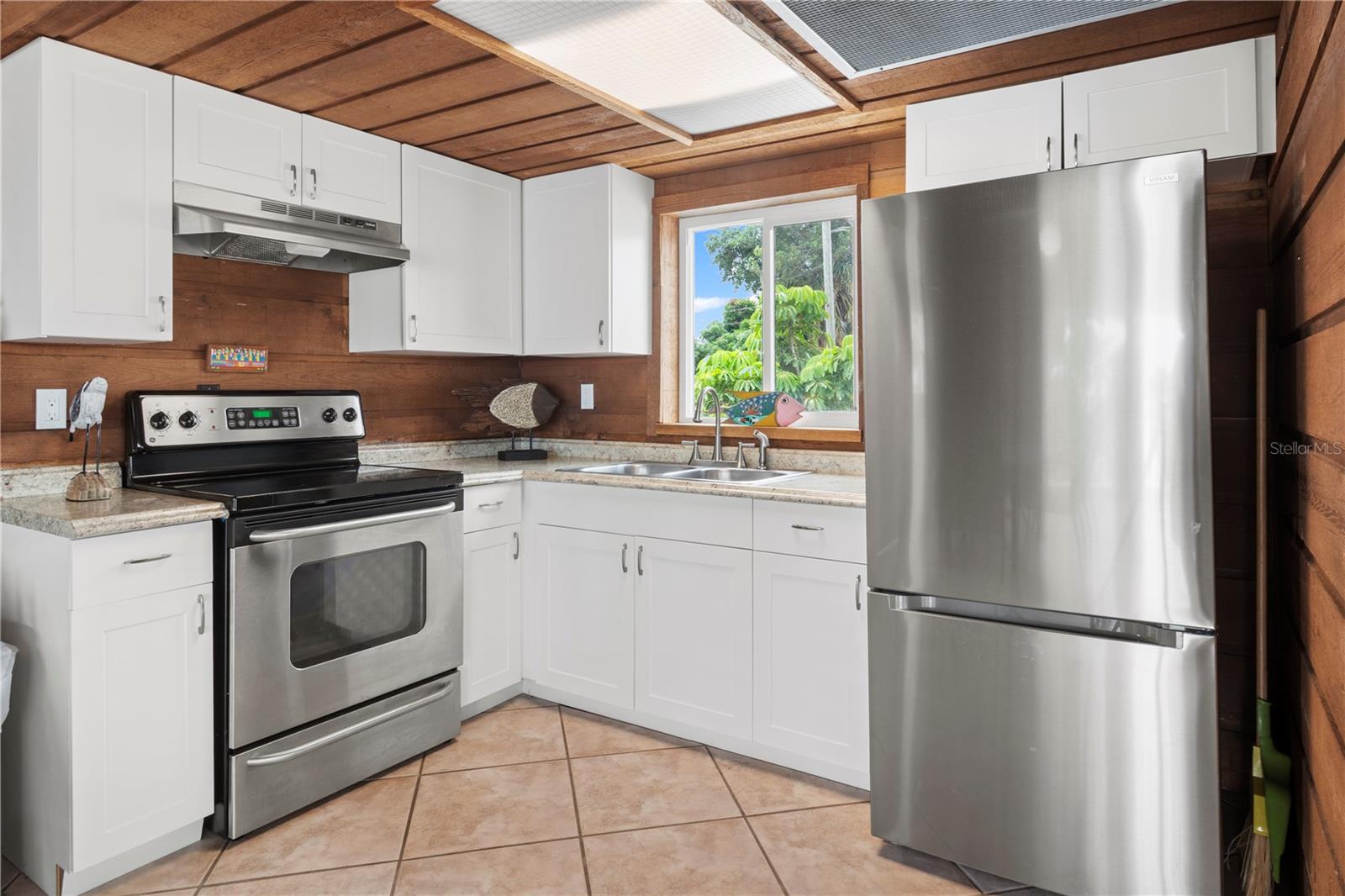 RIVER HARBOR WEST - Residential