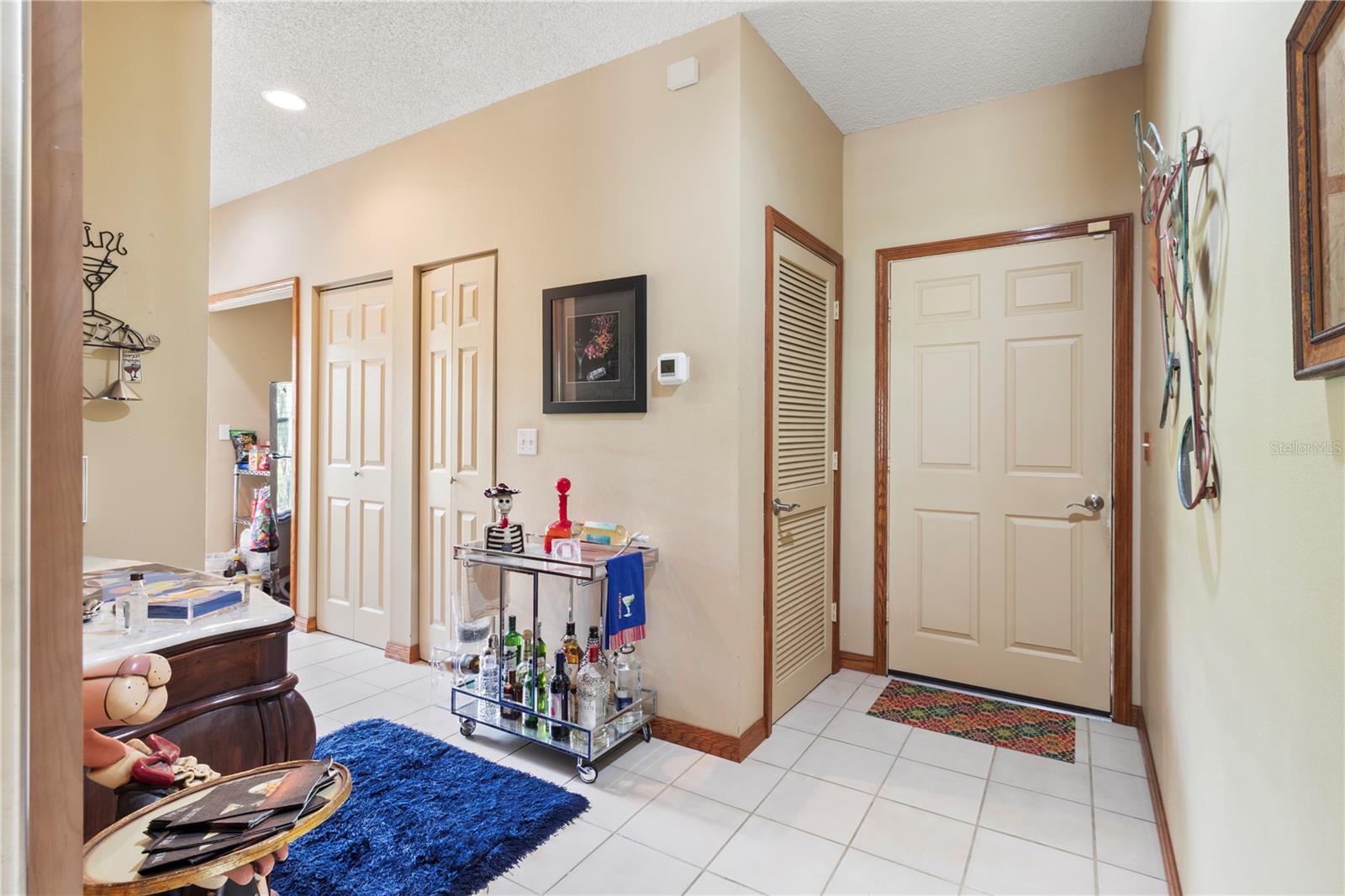 RIVER HARBOR WEST - Residential