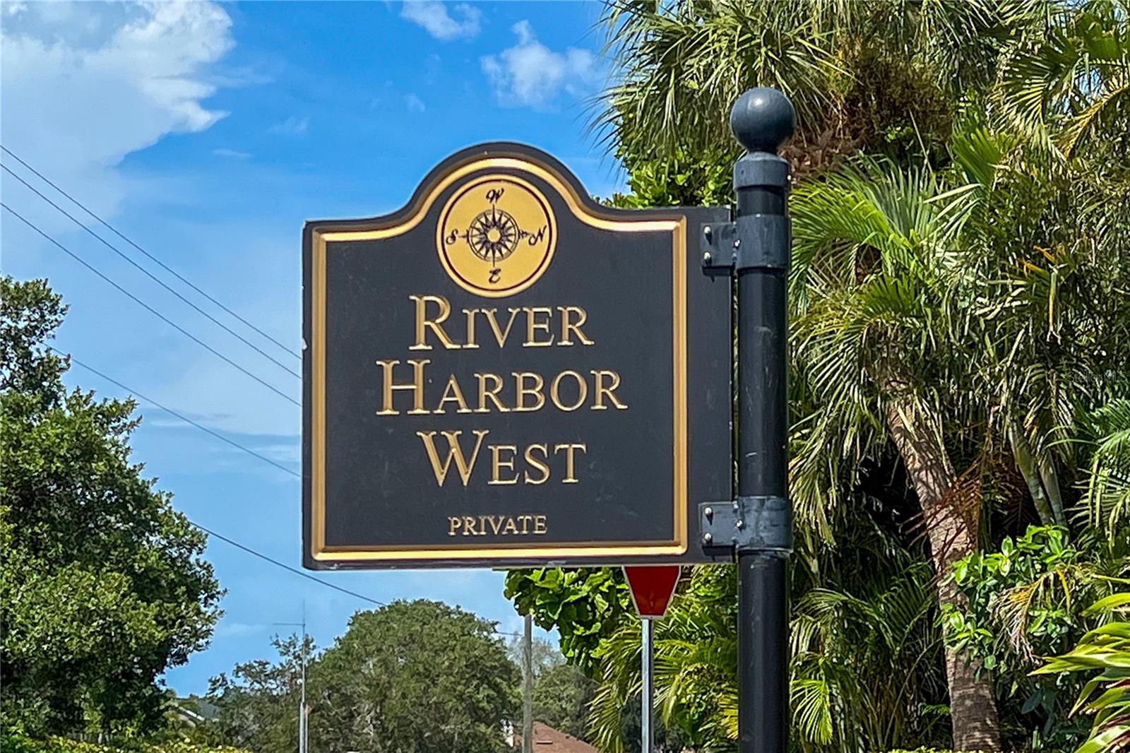 RIVER HARBOR WEST - Residential