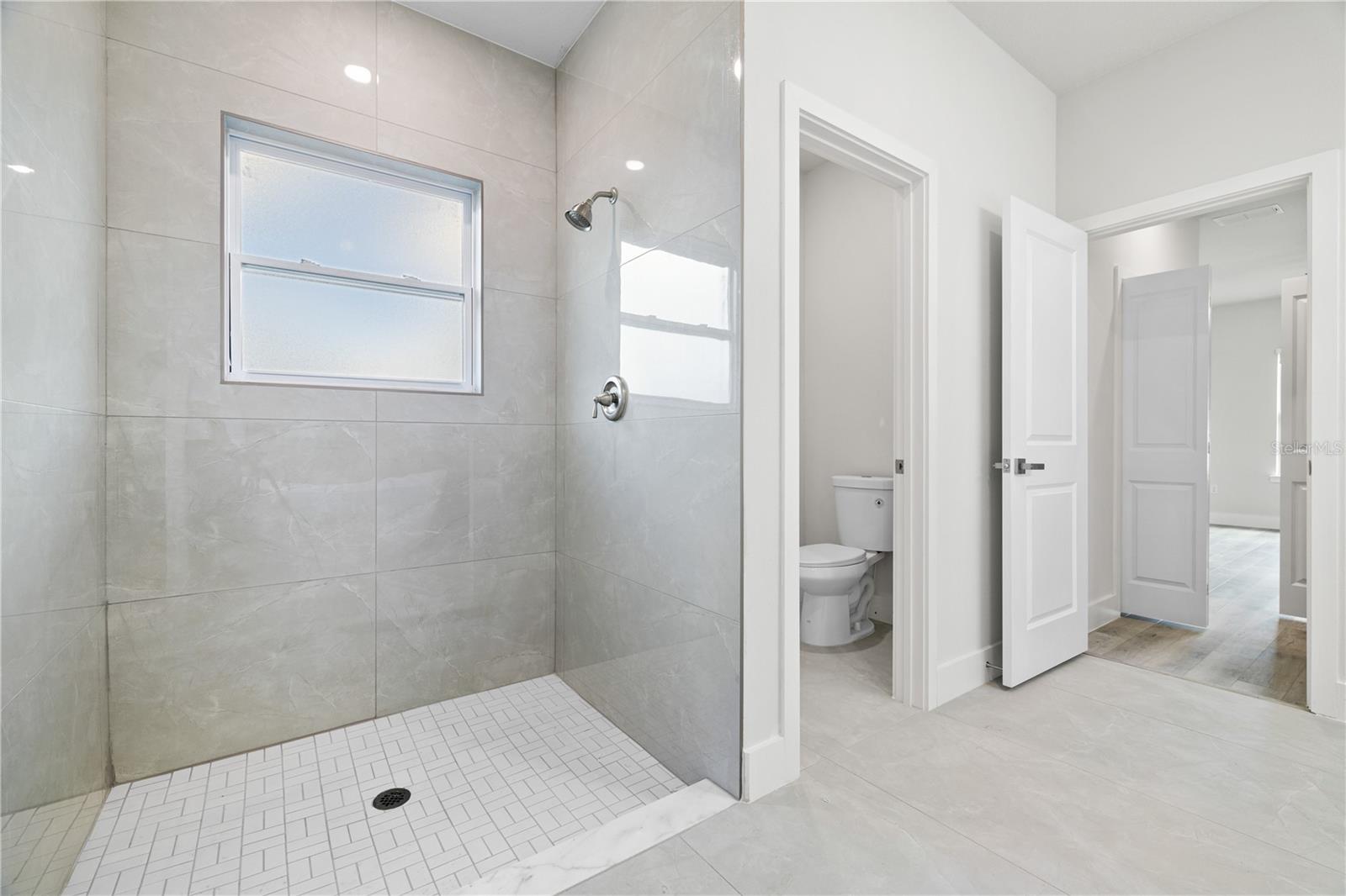 MARION OAKS UN 04 - Residential