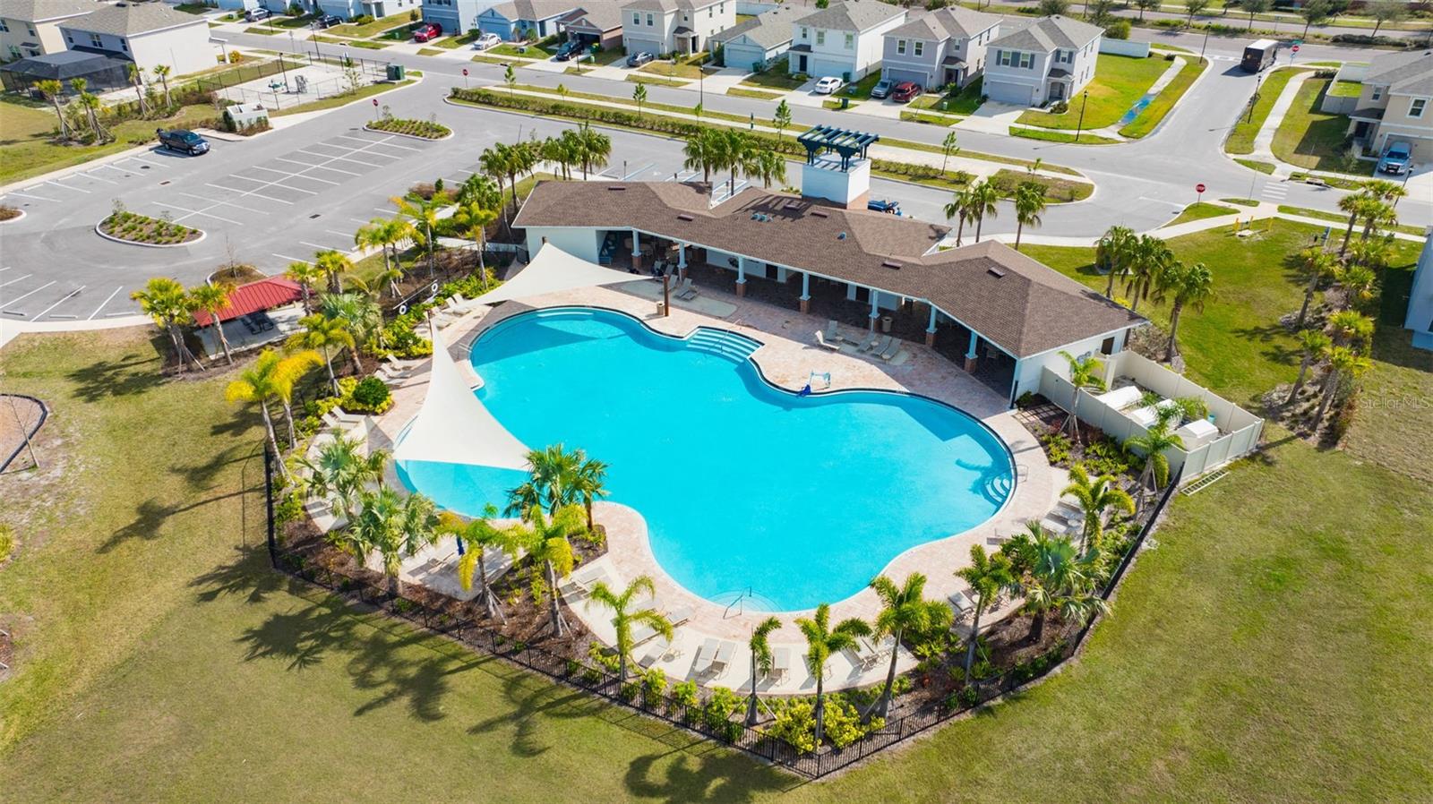 AVALON PARK - Residential