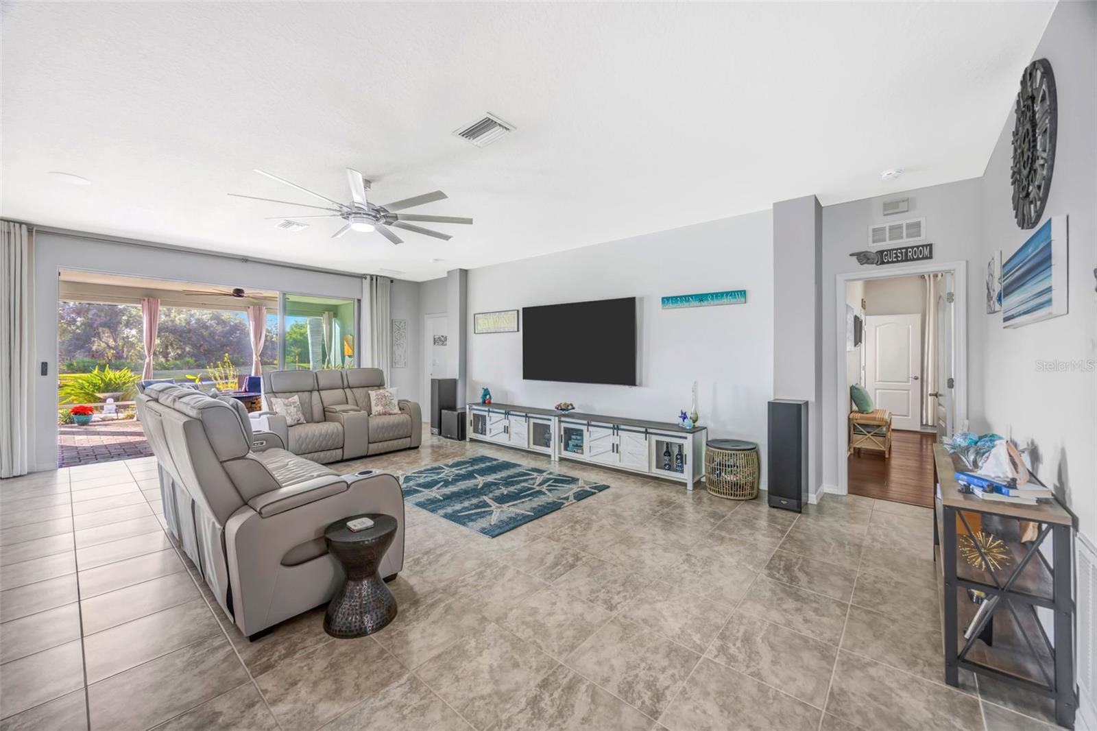 AVALON PARK - Residential