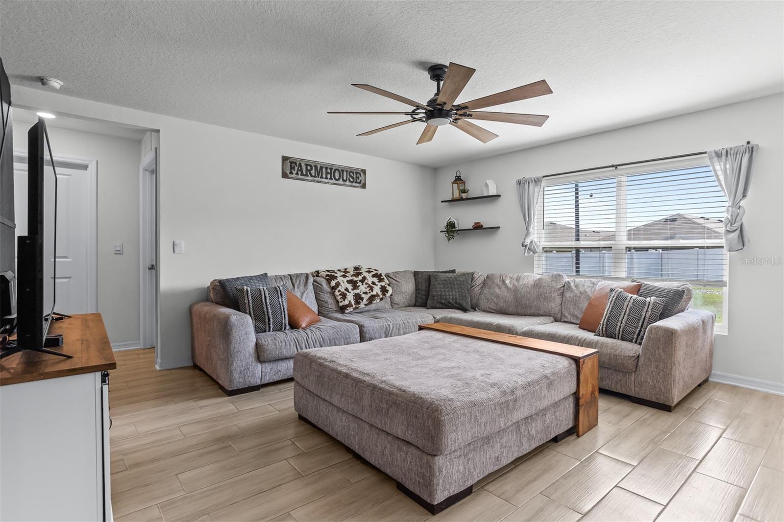 SUWANNEE LAKESIDE PH 1 - Residential