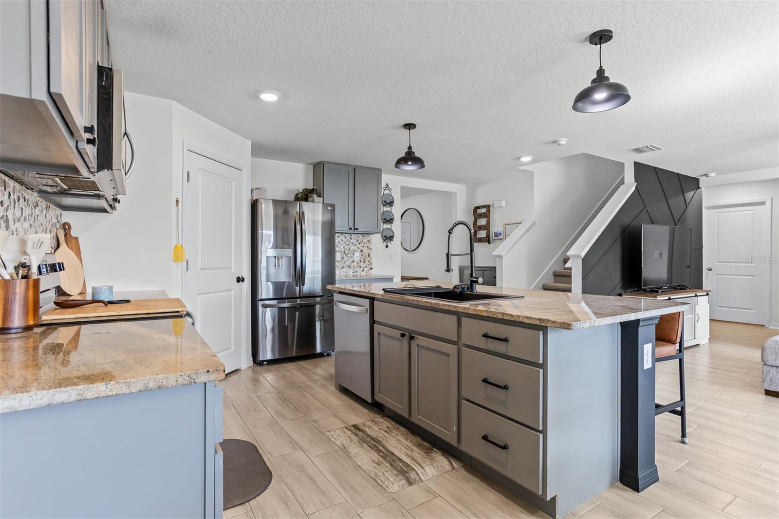 SUWANNEE LAKESIDE PH 1 - Residential