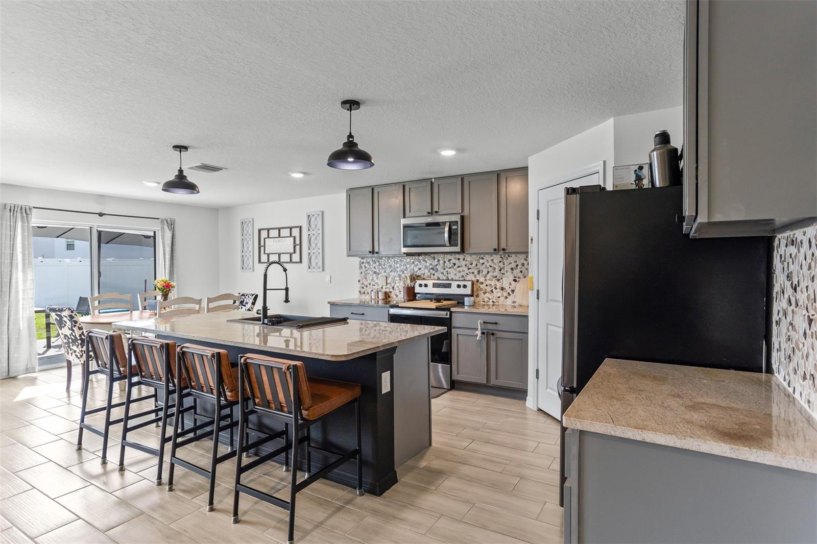 SUWANNEE LAKESIDE PH 1 - Residential