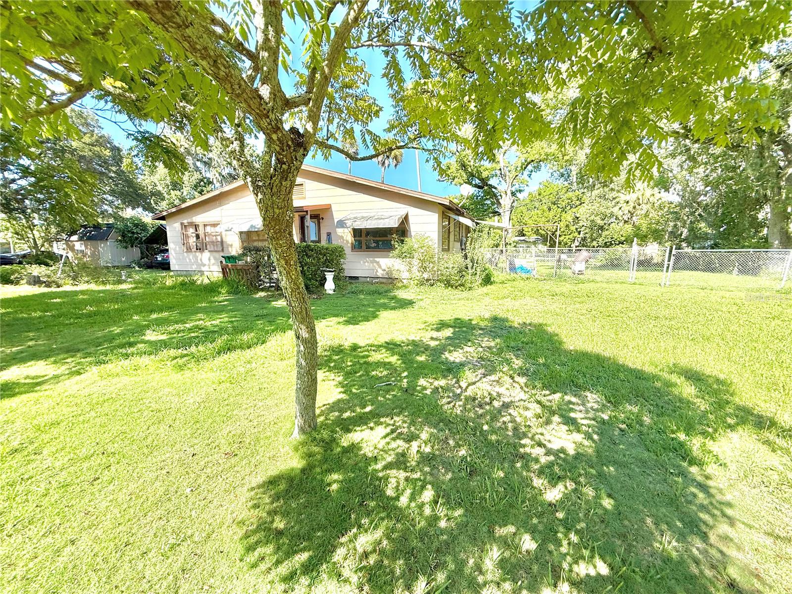 HOME ACRES UNIT 1 - Residential