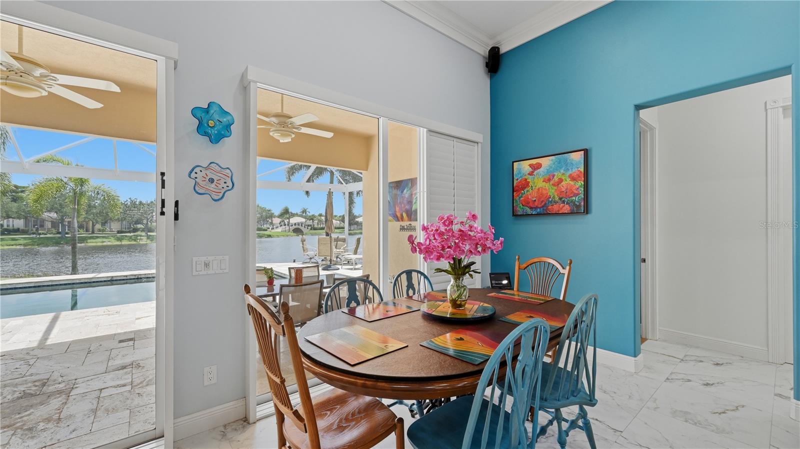 VILLAGEWALK - Residential