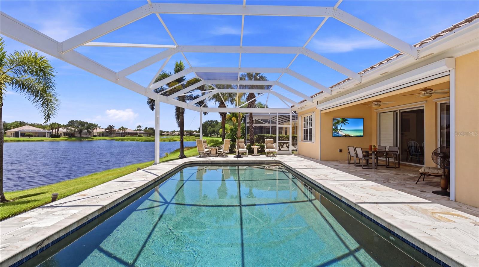 VILLAGEWALK - Residential