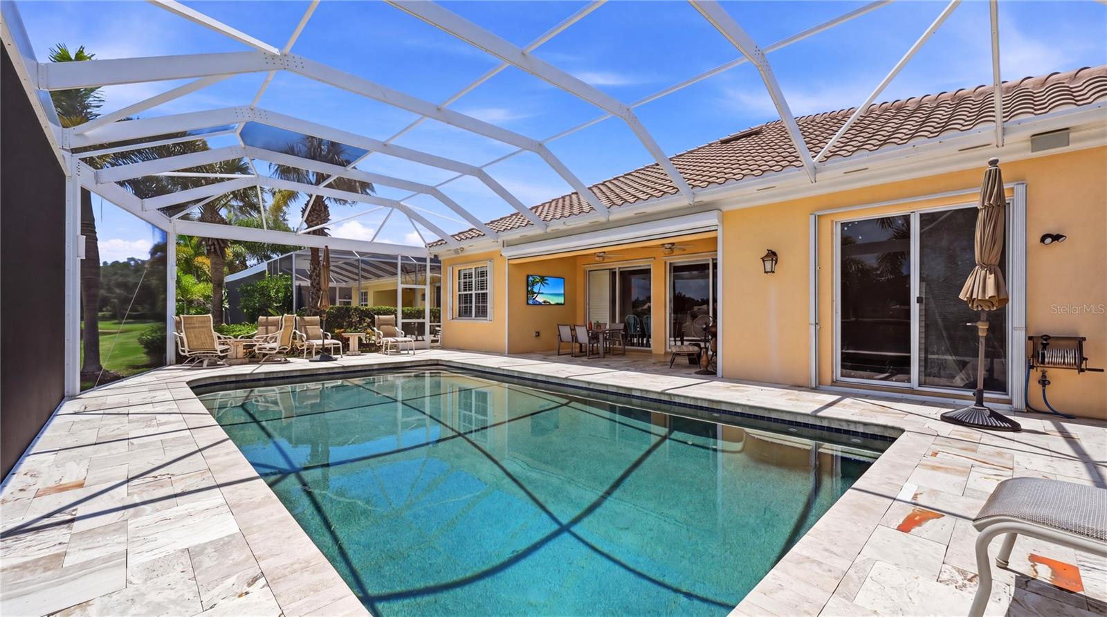 VILLAGEWALK - Residential