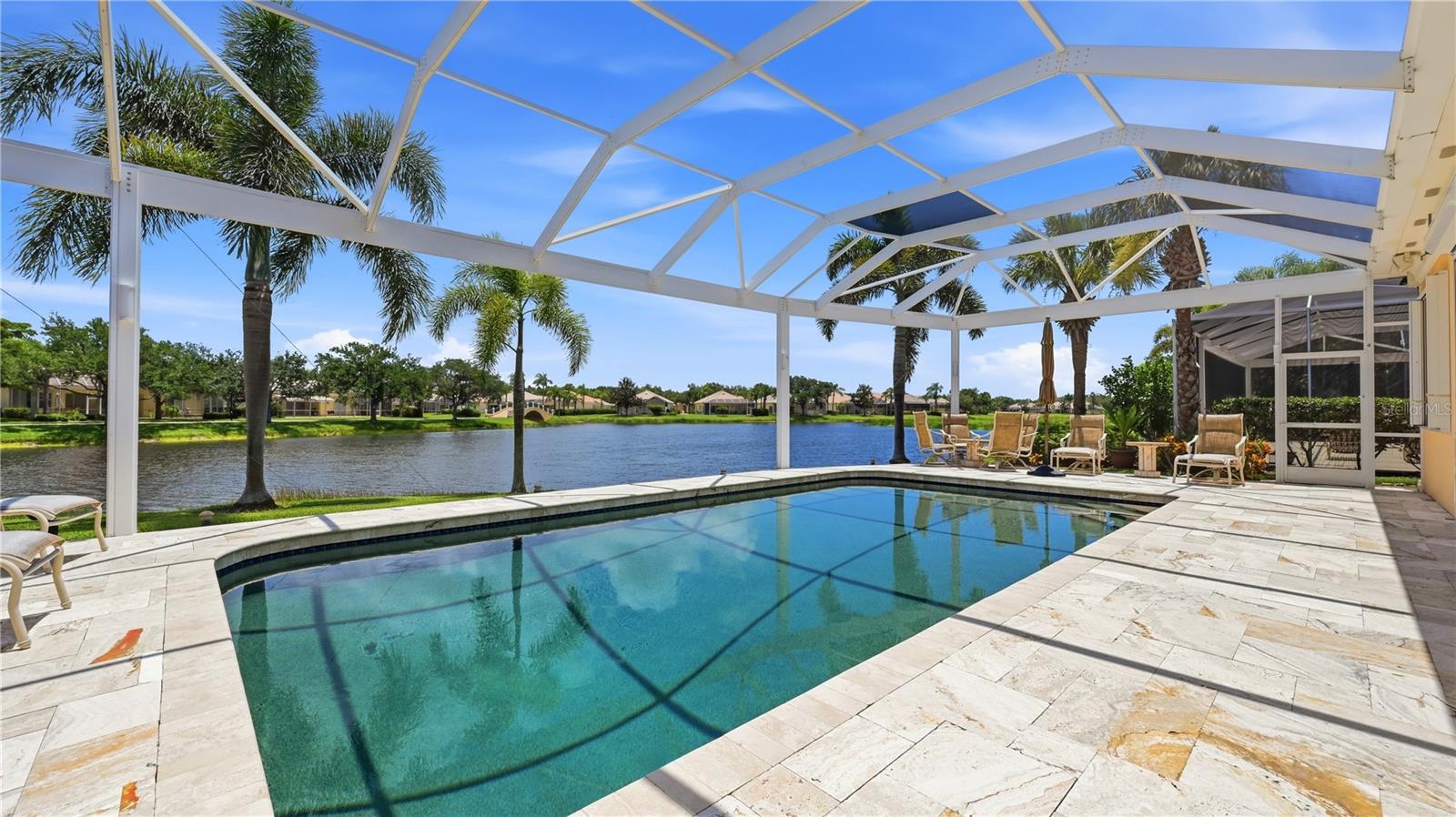 VILLAGEWALK - Residential