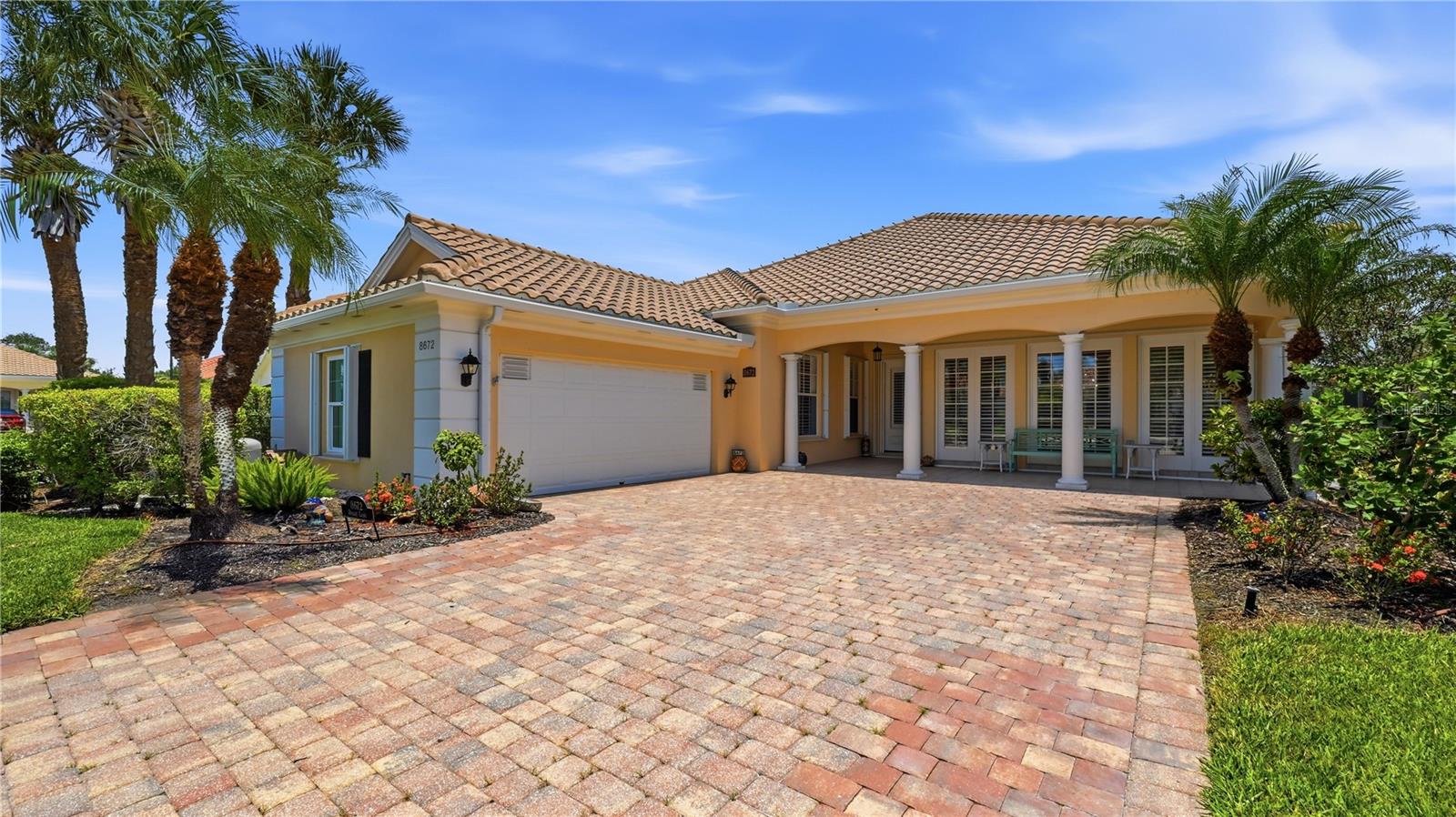 VILLAGEWALK - Residential