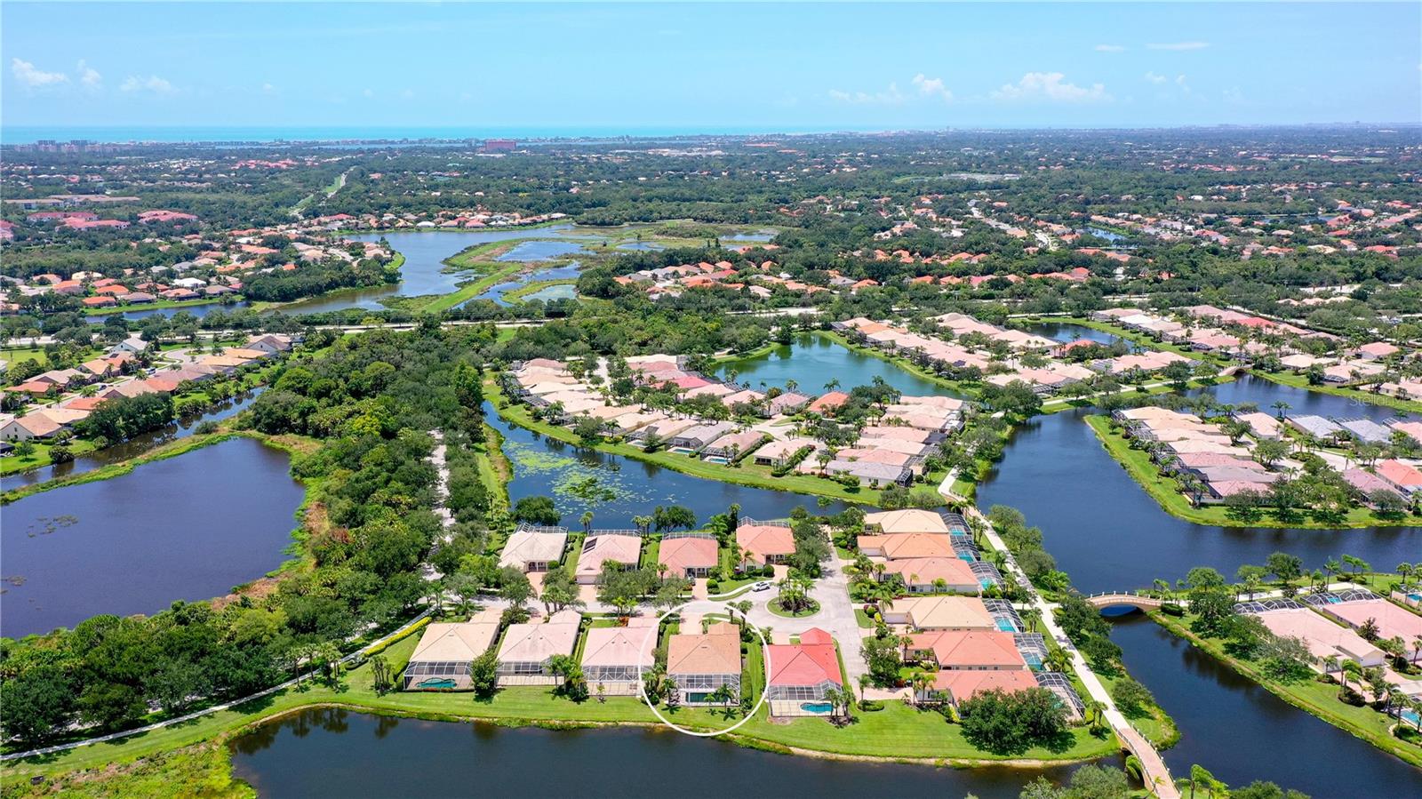 VILLAGEWALK - Residential