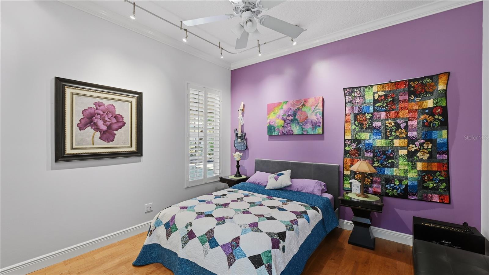 VILLAGEWALK - Residential