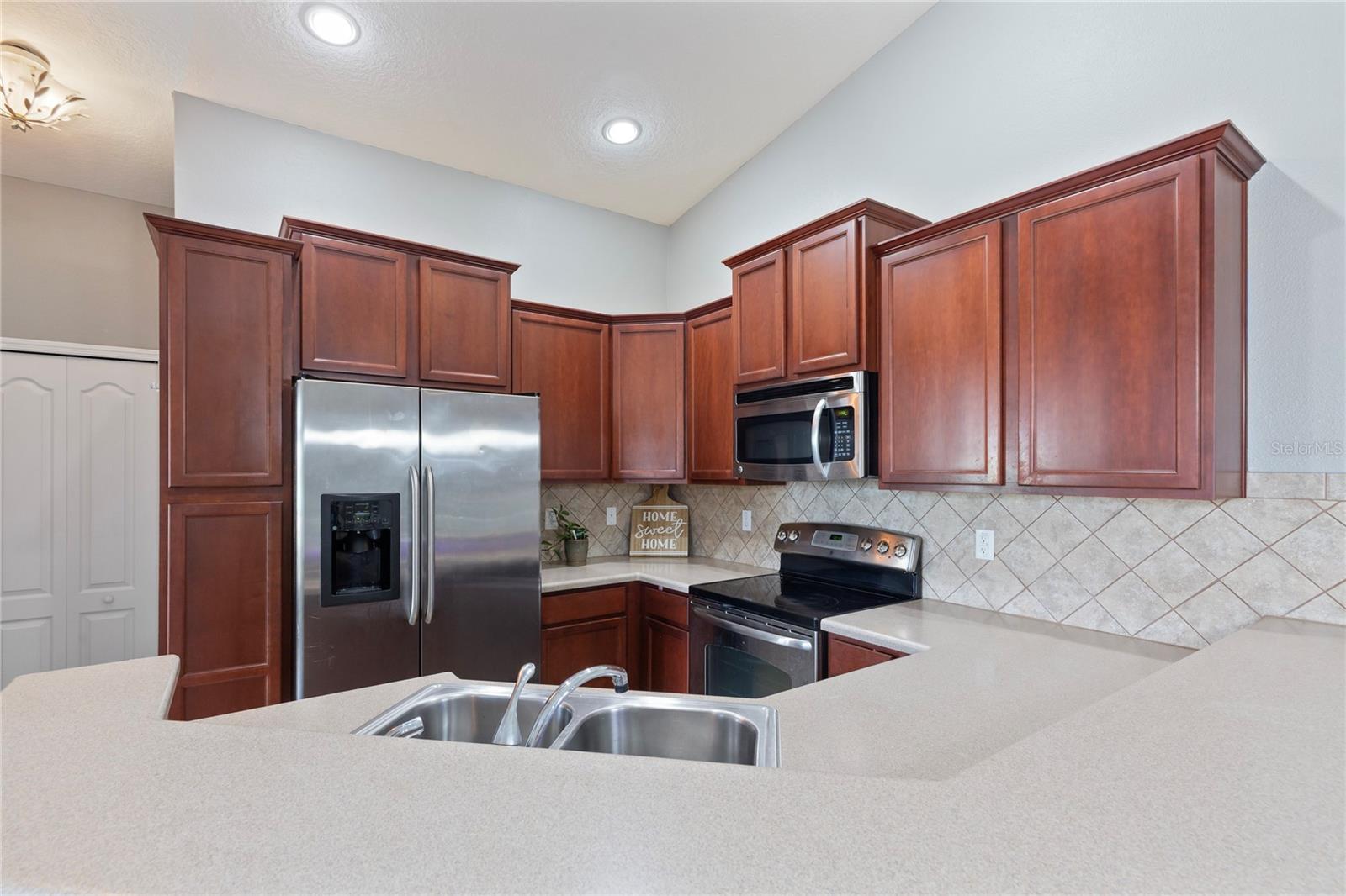 EAGLE PALM PH II - Residential
