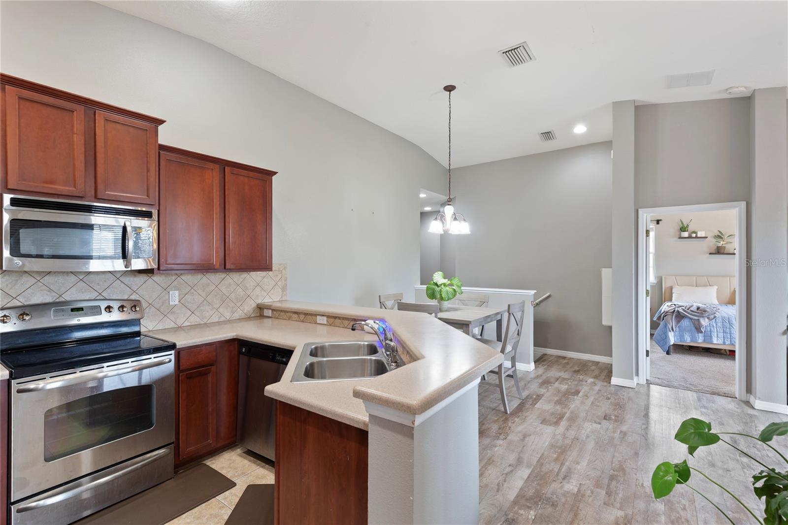 EAGLE PALM PH II - Residential