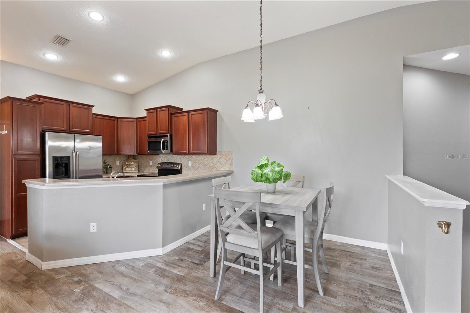 EAGLE PALM PH II - Residential