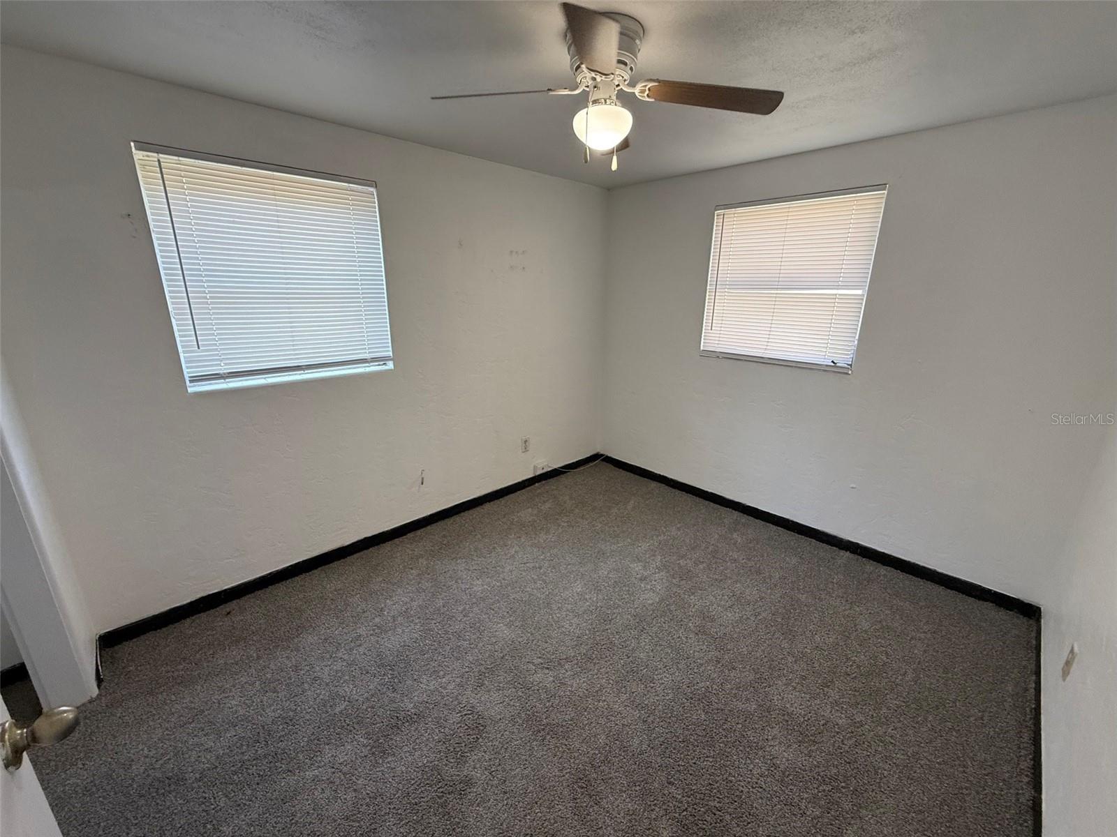 UNIVERSITY HEIGHTS - Residential Lease