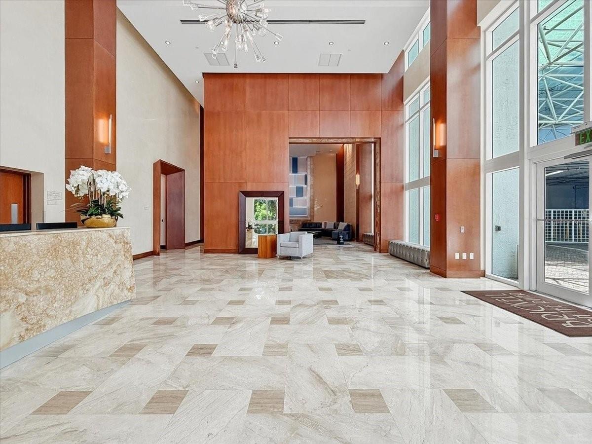 BRICKELL ON THE RIVER N TWR CONDO - Residential