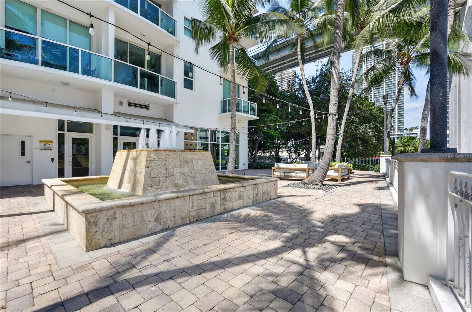 BRICKELL ON THE RIVER N TWR CONDO - Residential