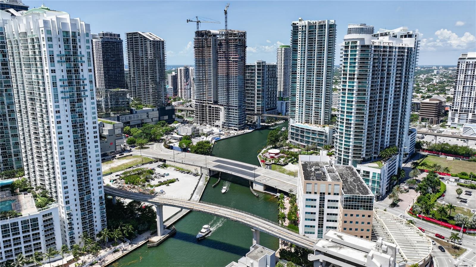 BRICKELL ON THE RIVER N TWR CONDO - Residential