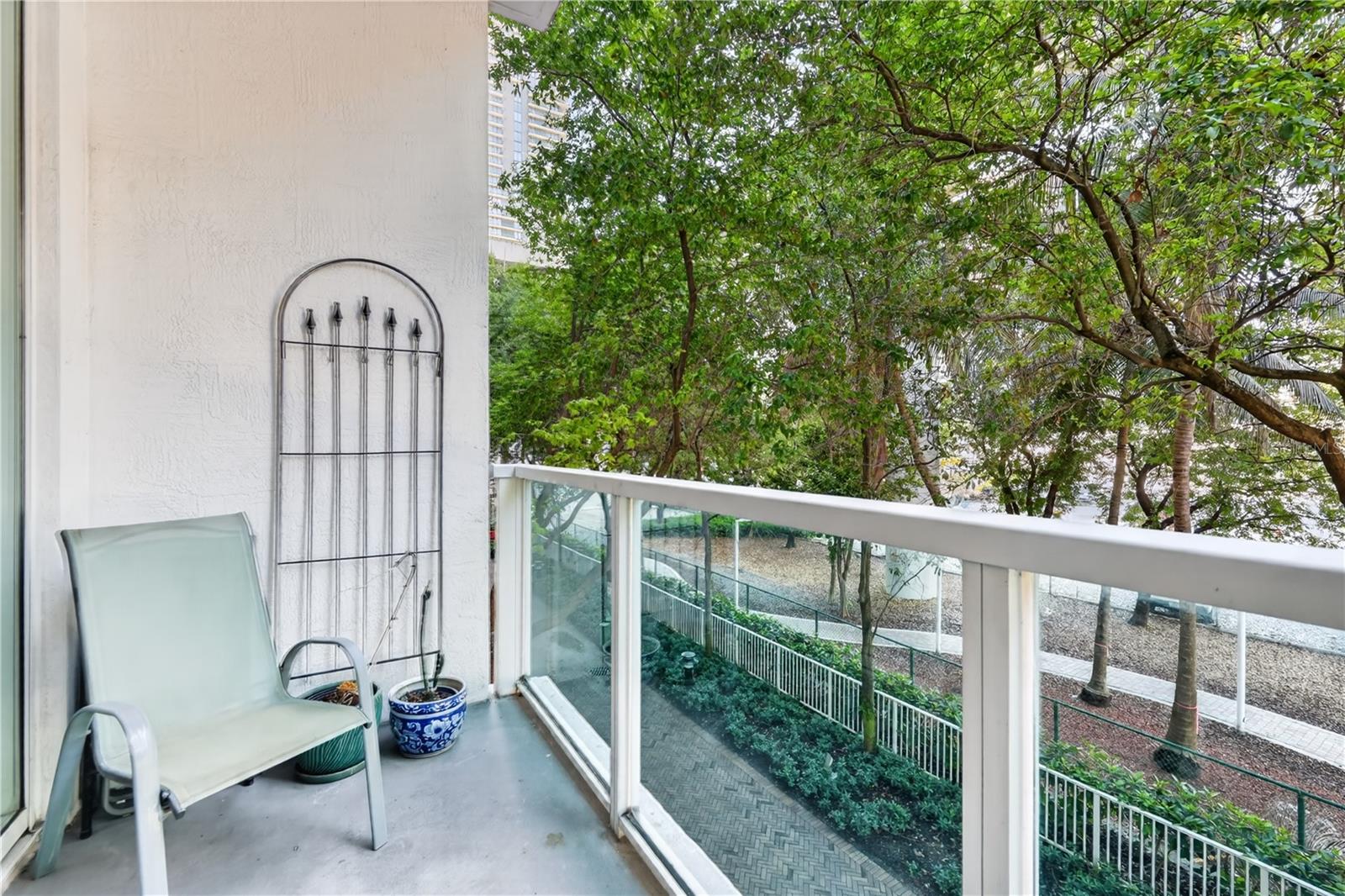 BRICKELL ON THE RIVER N TWR CONDO - Residential