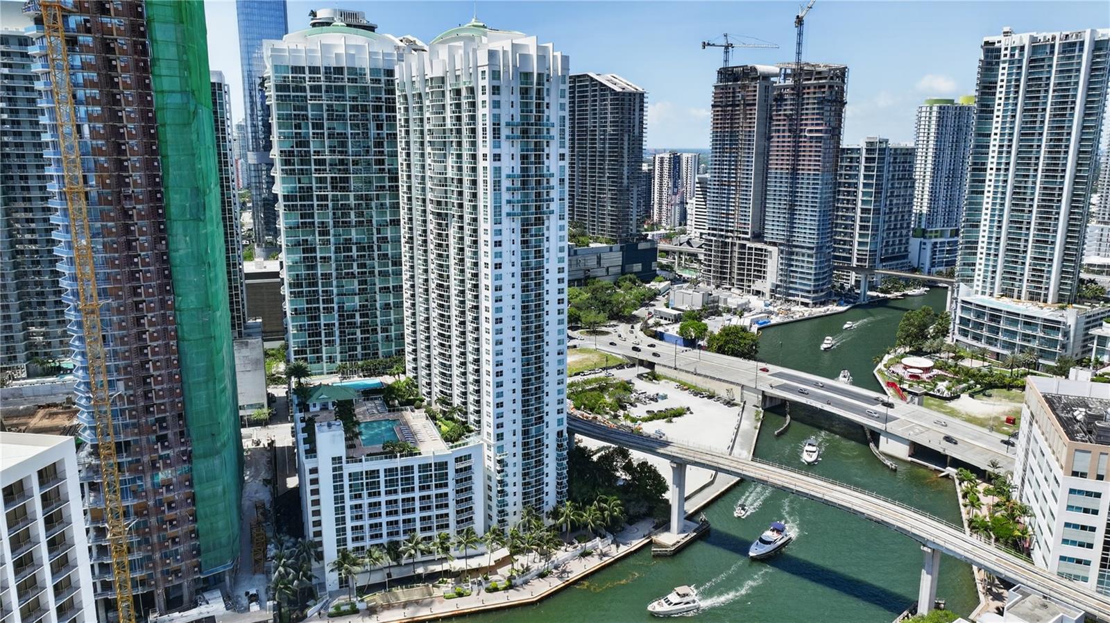BRICKELL ON THE RIVER N TWR CONDO - Residential