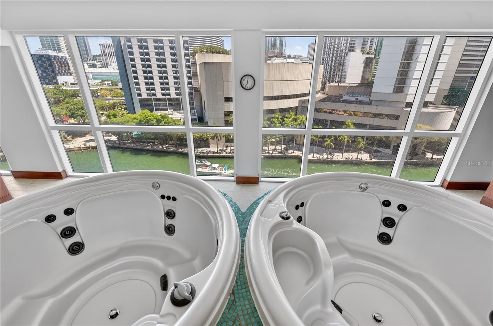 BRICKELL ON THE RIVER N TWR CONDO - Residential