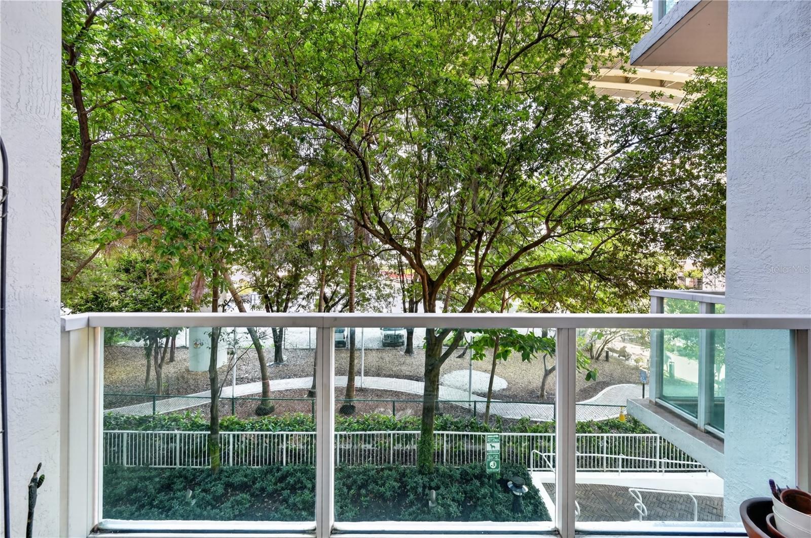 BRICKELL ON THE RIVER N TWR CONDO - Residential